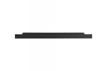 LG 55XE4P 55" extern informationsskärm, hög ljusstyrka och IP56-skydd. ALT-text: LG 55XE4P informationsskärm för utomhusbruk sedd från sidoprofil, svart ram.