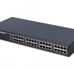 Svart 16-portars PoE+ Injector Hub sedd framifrån, metallhölje, RJ45-portar och LED-indikatorer synliga.