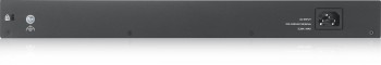Zyxel GS2220-28HP 24-portars PoE-switch, bakre anslutningar och ventilationsöppningar. Baksidan av Zyxel GS2220-28HP-switch, strömanslutning och ventilationsöppningar synliga mot en grå bakgrund.