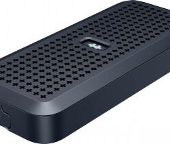 Kompakt svart Hyper HyperDrive SSD-hölje, x-format ventilationshål på ovansidan.