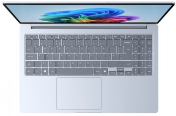 Samsung Galaxy Book5 Edge 5G - elegant 15-tums bärbar dator. Smal toppvy av en bärbar dator öppnad, grått tangentbord och en metallram i blåaktig nyans.