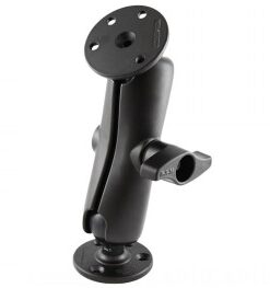 ALT-text: Medelstor RAM Mounts-arm i svart metall, med två runda fästen och justerbar led.