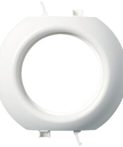 Rund, vit mellansarg för elinstallationer med monteringskrokar.