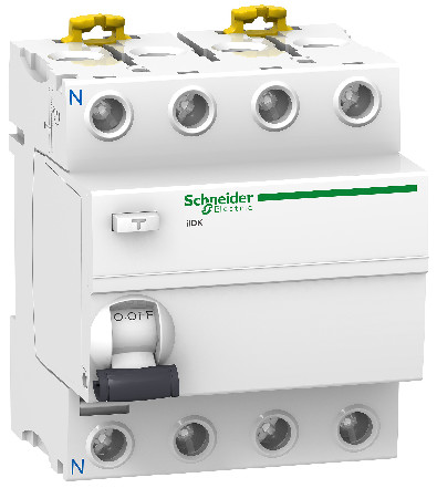 Schneider Electric Acti 9 IIDK 4P jordfelsbrytare 25A 30mA. Schneider Electric Acti 9 IIDK jordfelsbrytare fyrpolig, vit ram, grön logotyp, sidovy.